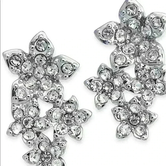 INC new Silver Tone Crystal Cluster Flower Earring - Picture 2 of 3